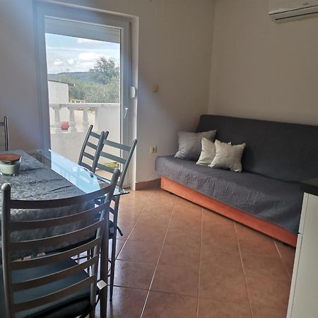 Apartments Dumencic Rab Mundanije Екстер'єр фото